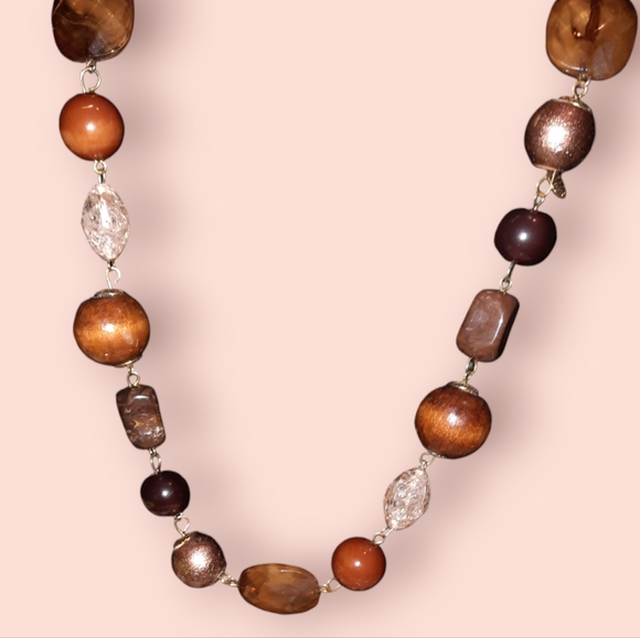 Set Wooden bead necklace and wood earrings - Picture 3 of 12